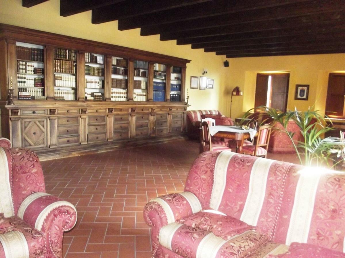 Il Castello Dei Principi Sanseverino Viggianello Zewnętrze zdjęcie